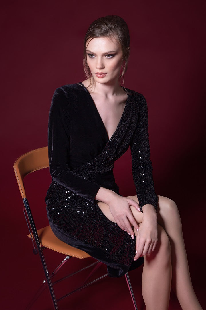 Vero moda 2024 velvet dress